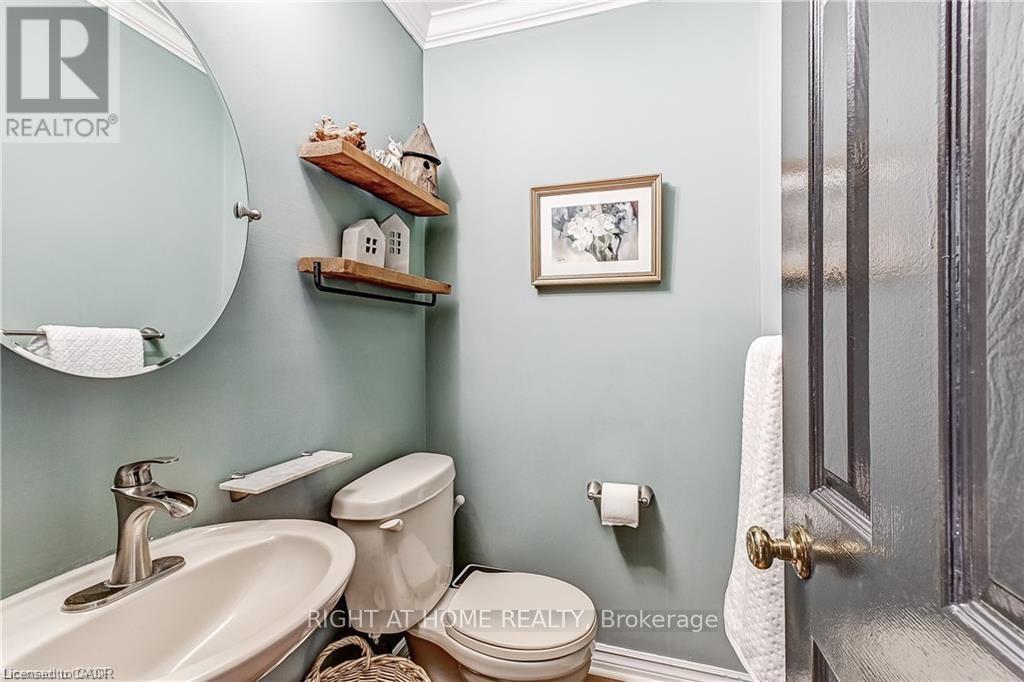 3021 LAKESHORE ROAD - 21
