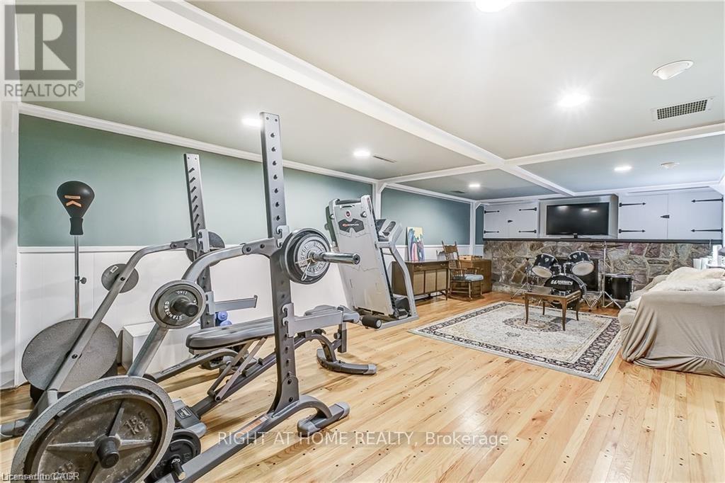 3021 LAKESHORE ROAD - 36