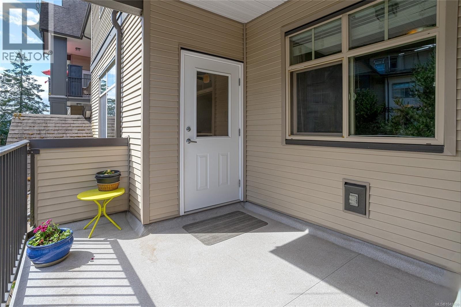 #207 2117 Meredith Rd - 17