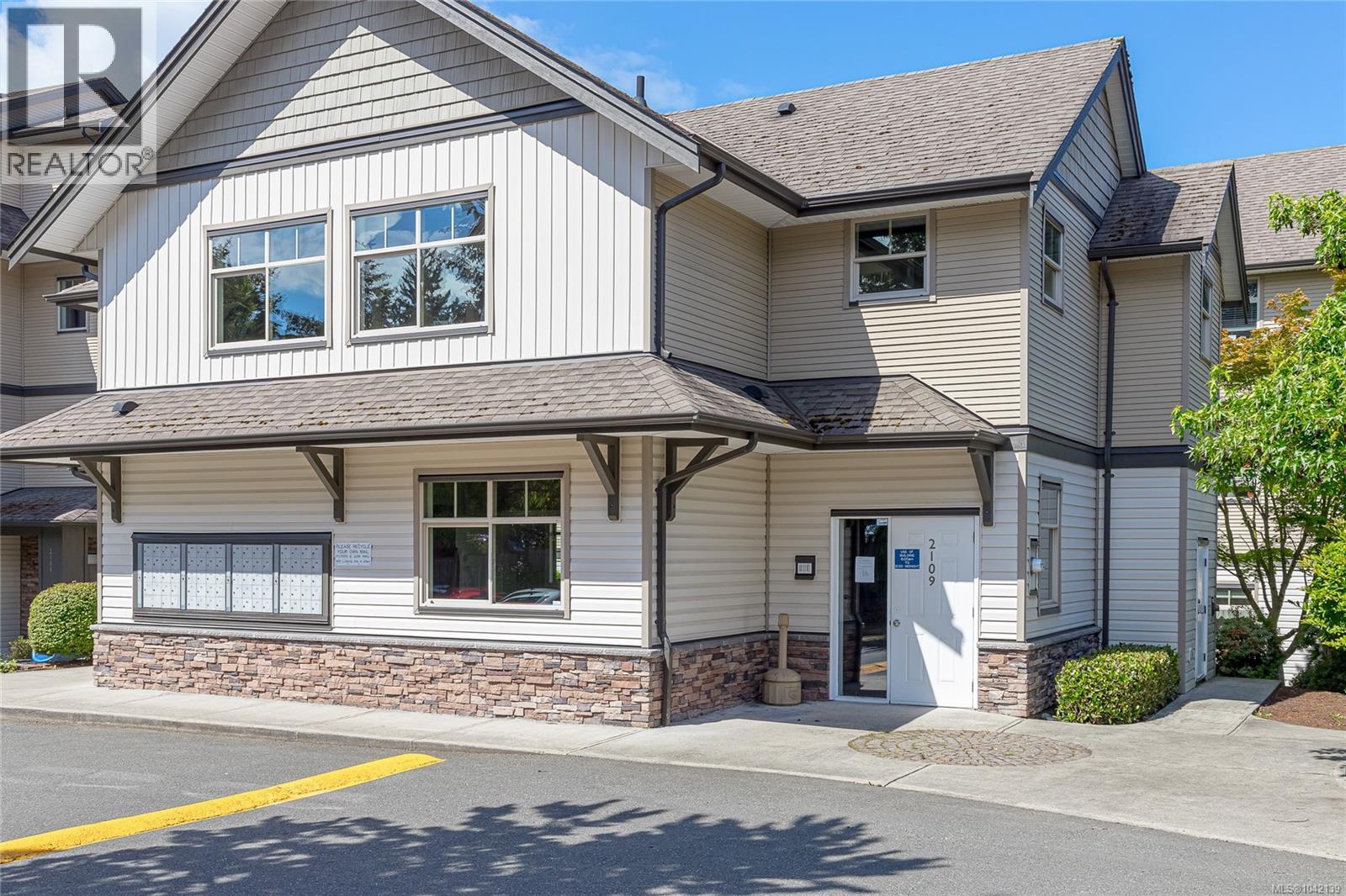 #207 2117 Meredith Rd - 24
