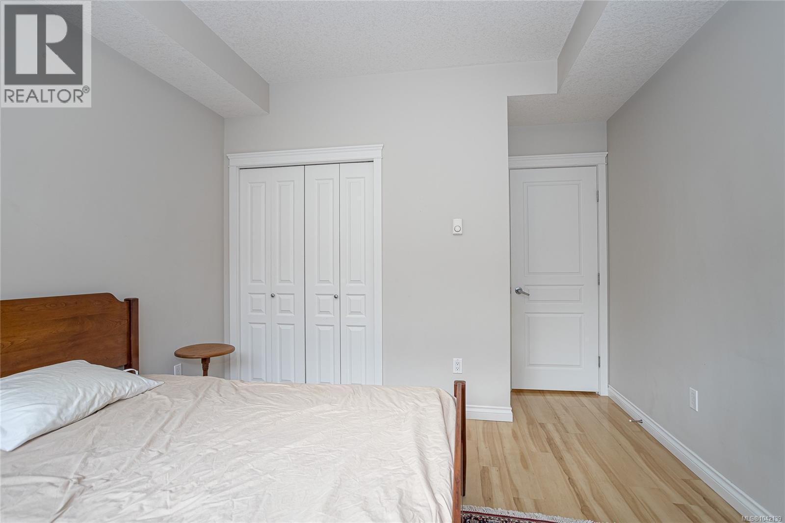 #207 2117 Meredith Rd - 7