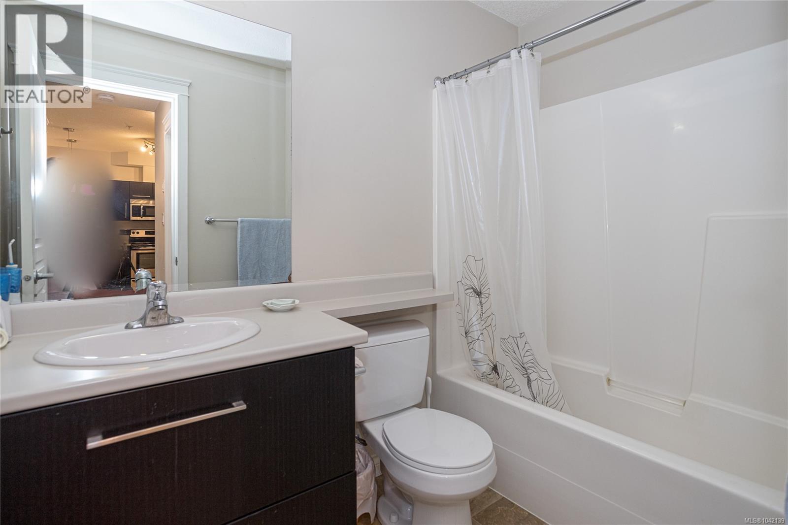 #207 2117 Meredith Rd - 8