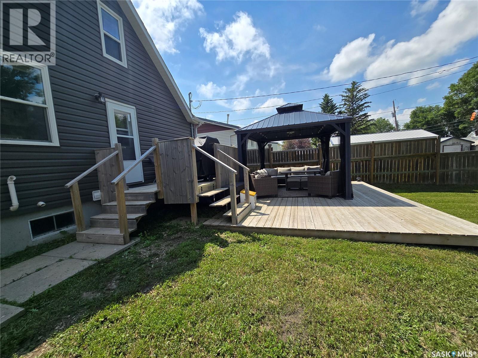 107 9TH AVENUE S - 20