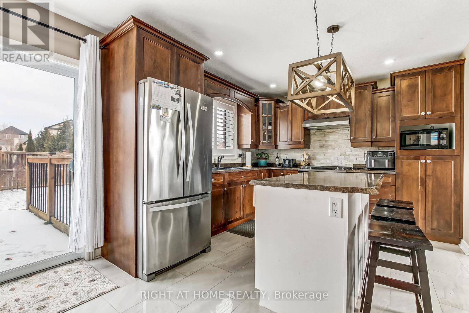 448 POLDON DRIVE - 17
