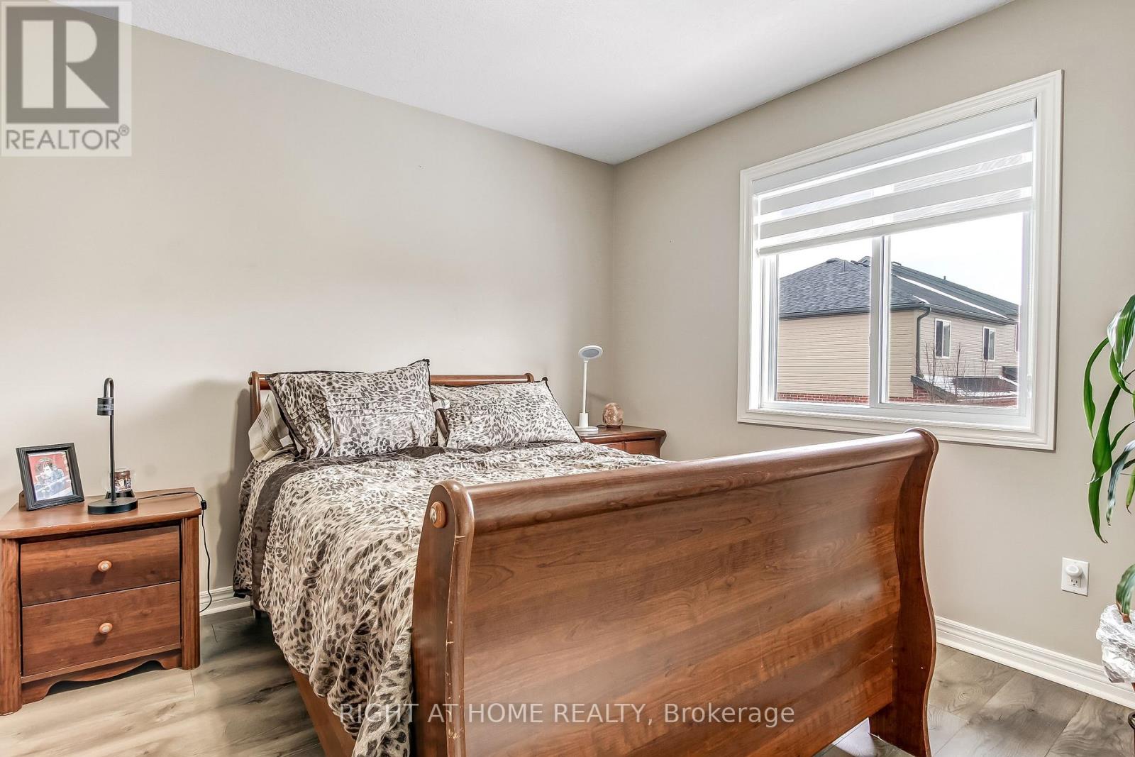 448 POLDON DRIVE - 9