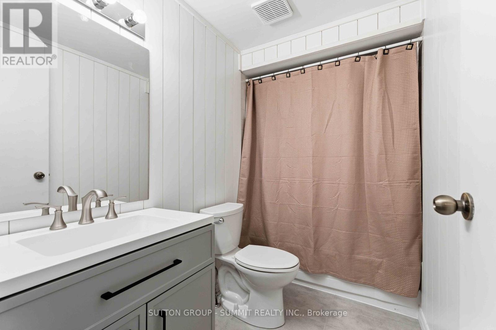 #27 1396 UPPER OTTAWA STREET - 15