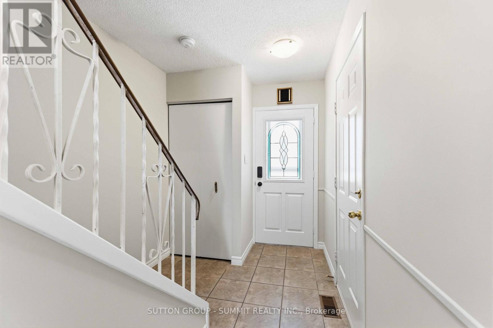 #27 1396 UPPER OTTAWA STREET - 2