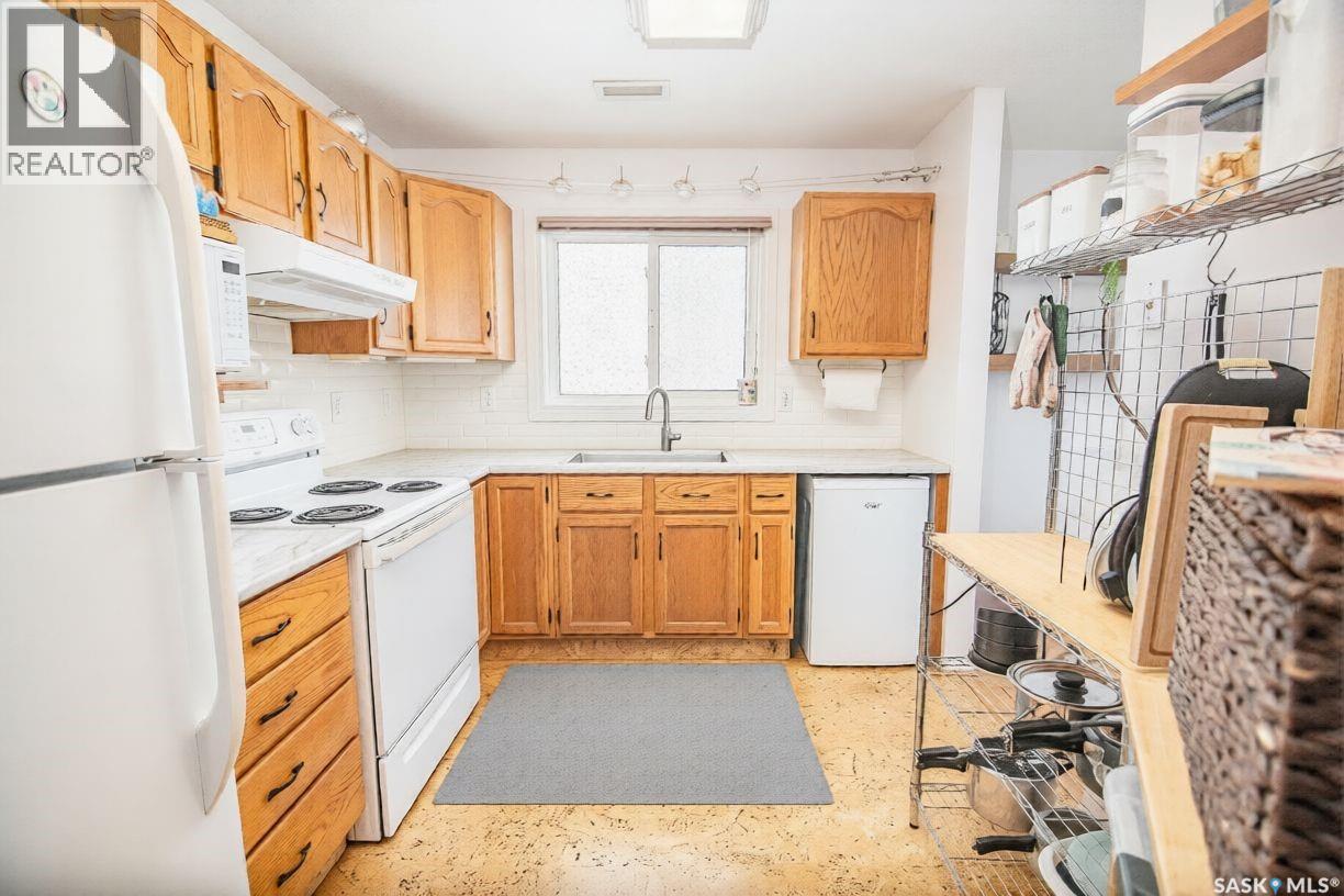#C2 532 River STREET E - 7