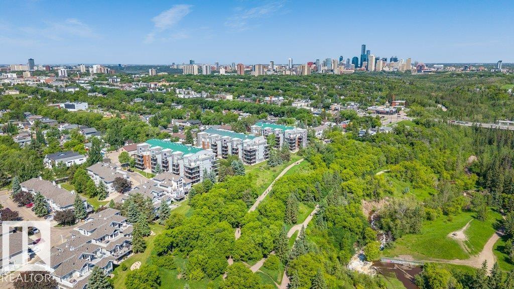 #305 7839 96 ST NW - 34