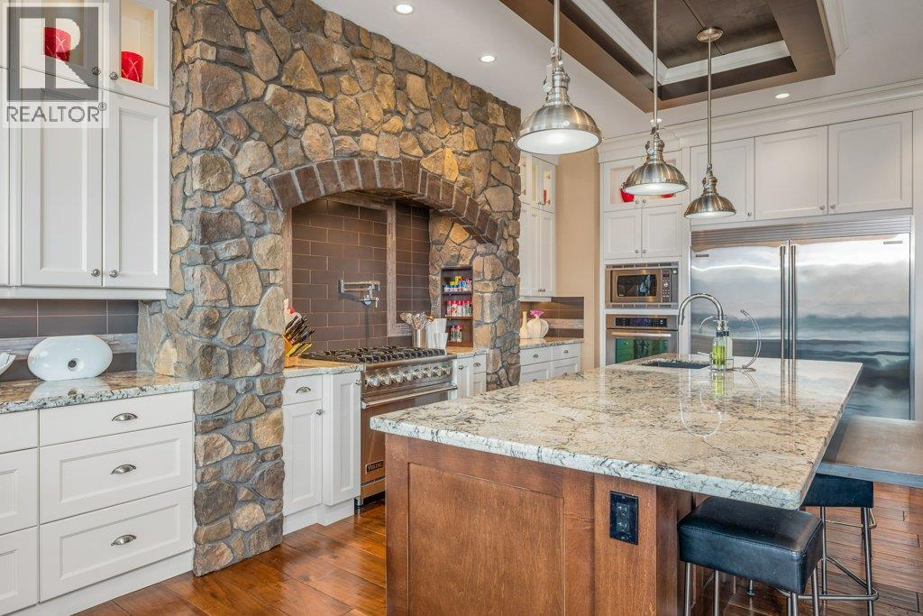 354 Quilchena Drive - 19