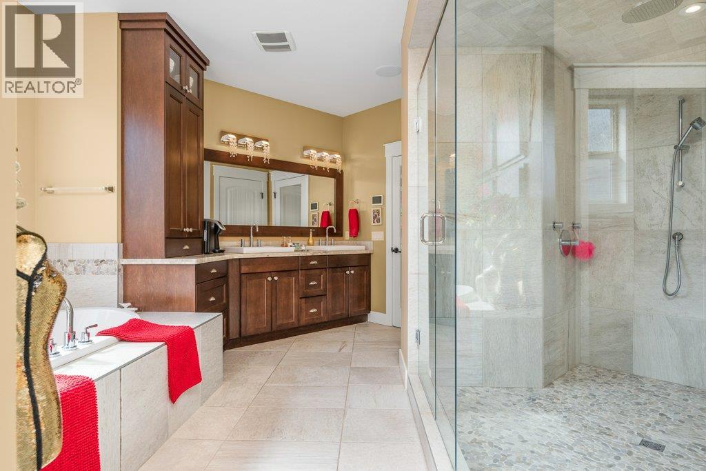 354 Quilchena Drive - 37