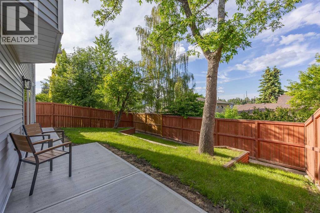 60 Strathcona Road SW - 40