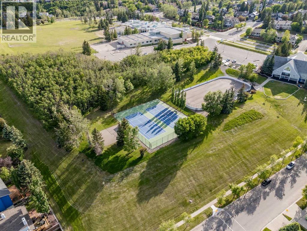 60 Strathcona Road SW - 45