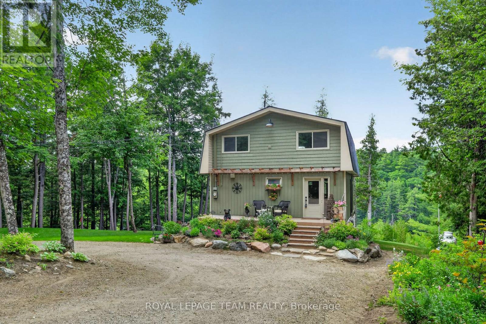 102 A MCVICAR LANE - 1
