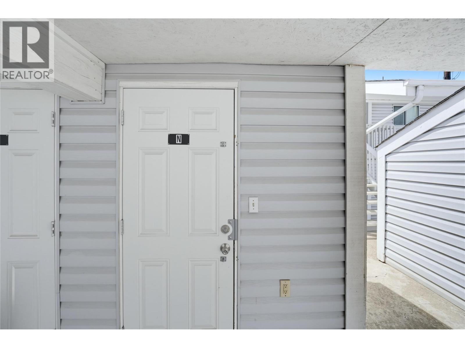 #207 2806 35 Street - 32