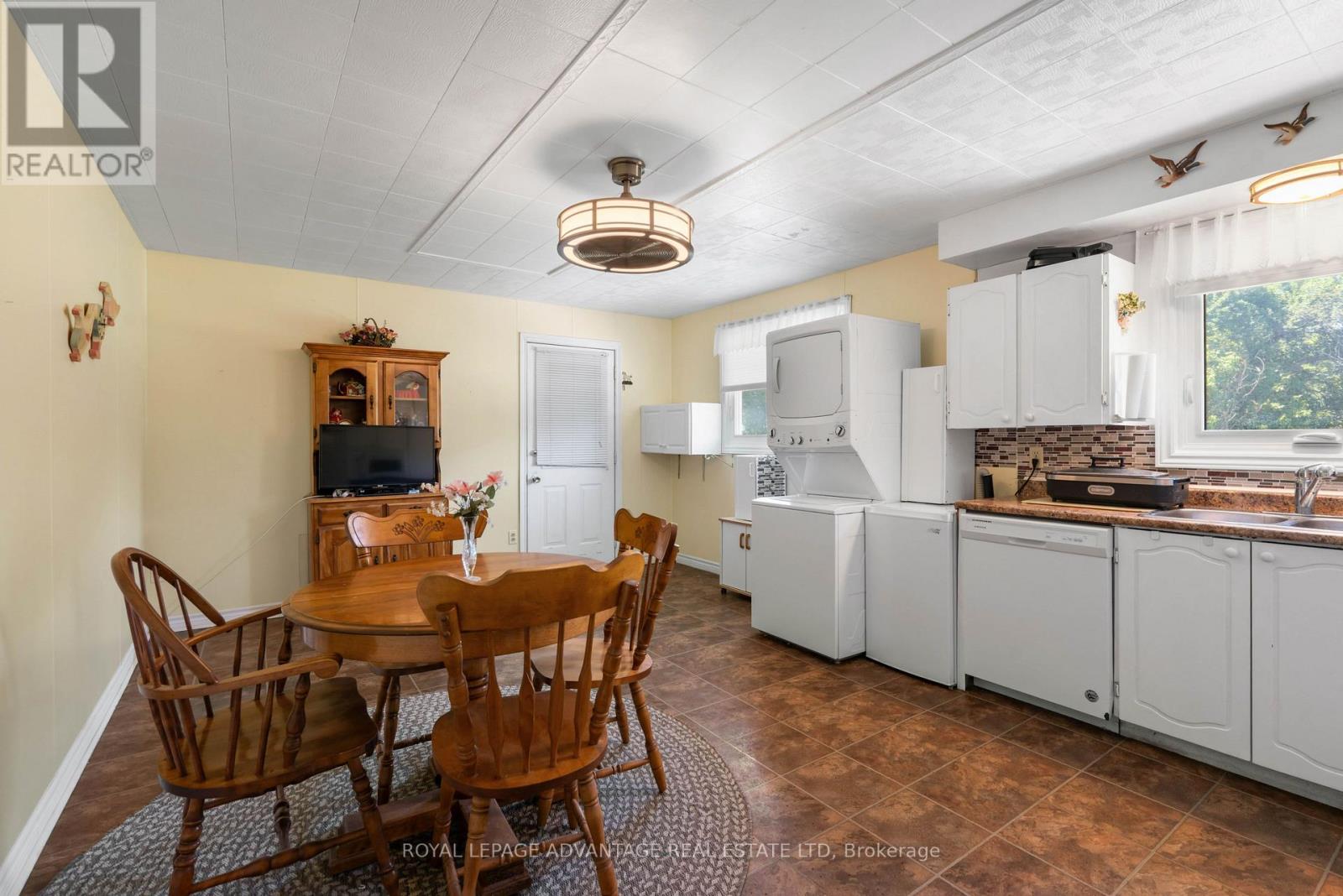 2564 2ND CONC ROAD - 10