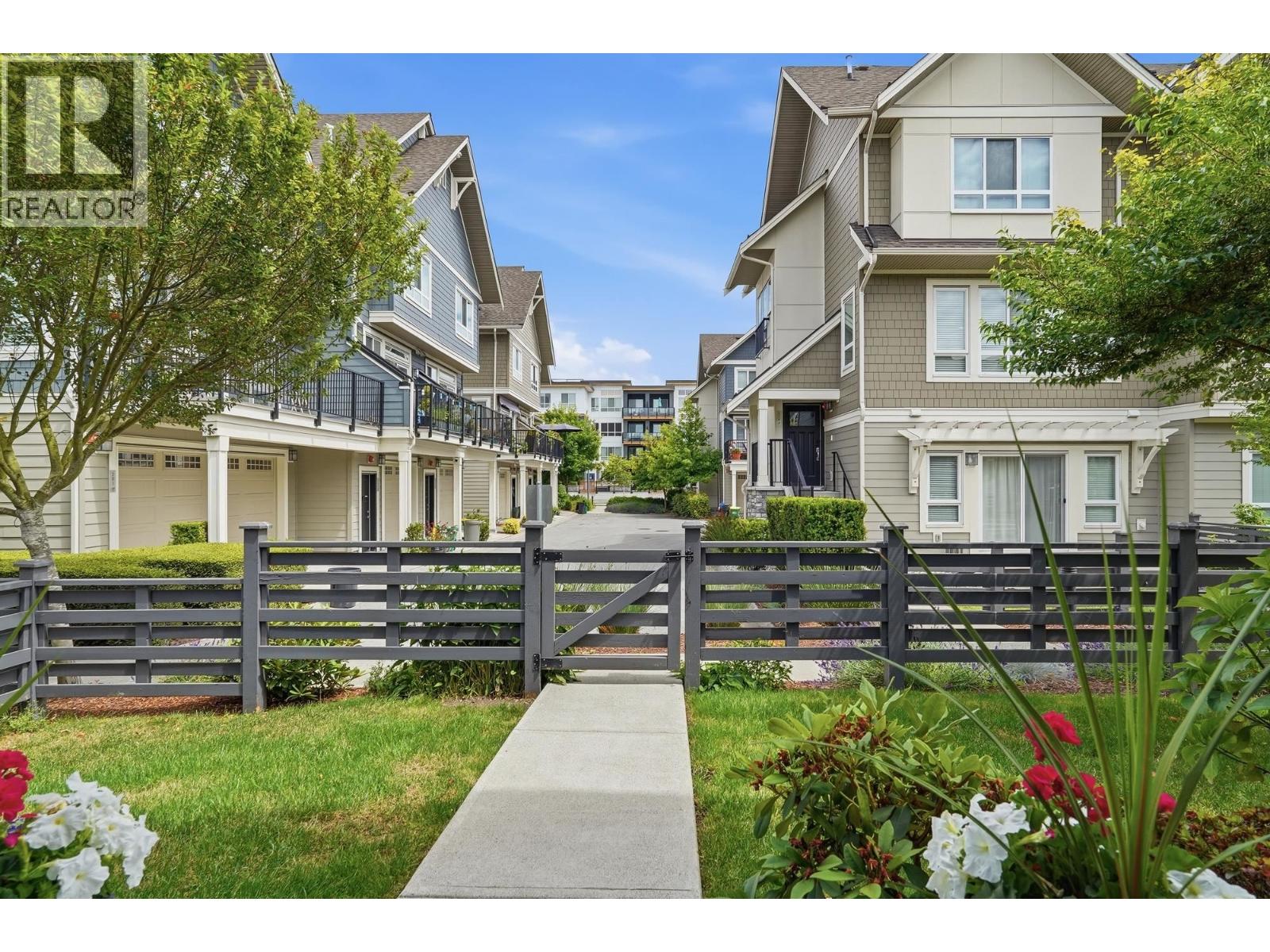 #204-1816 OSPREY Drive, Delta