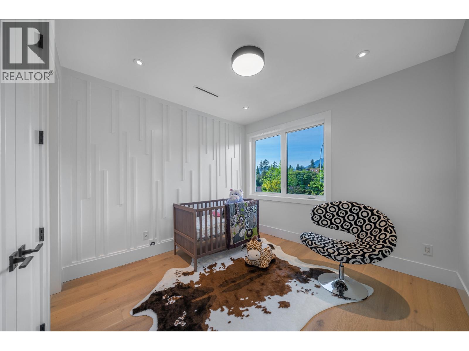 214 W 24TH STREET, North Vancouver