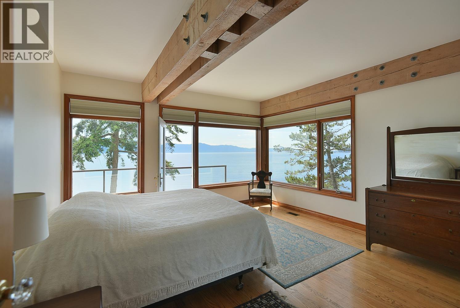 11579 SUNSHINE COAST HIGHWAY, Halfmoon Bay
