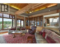 11579 Sunshine Coast Highway, Halfmoon Bay, BC V7Z1C1 Photo 11