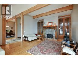 11579 Sunshine Coast Highway, Halfmoon Bay, BC V7Z1C1 Photo 16