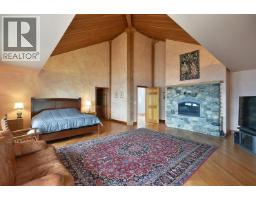 11579 Sunshine Coast Highway, Halfmoon Bay, BC V7Z1C1 Photo 27
