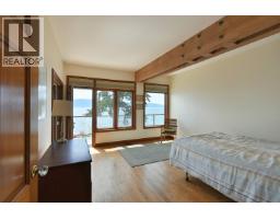 11579 Sunshine Coast Highway, Halfmoon Bay, BC V7Z1C1 Photo 35