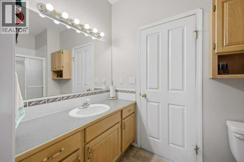 54 Lord Close - 27