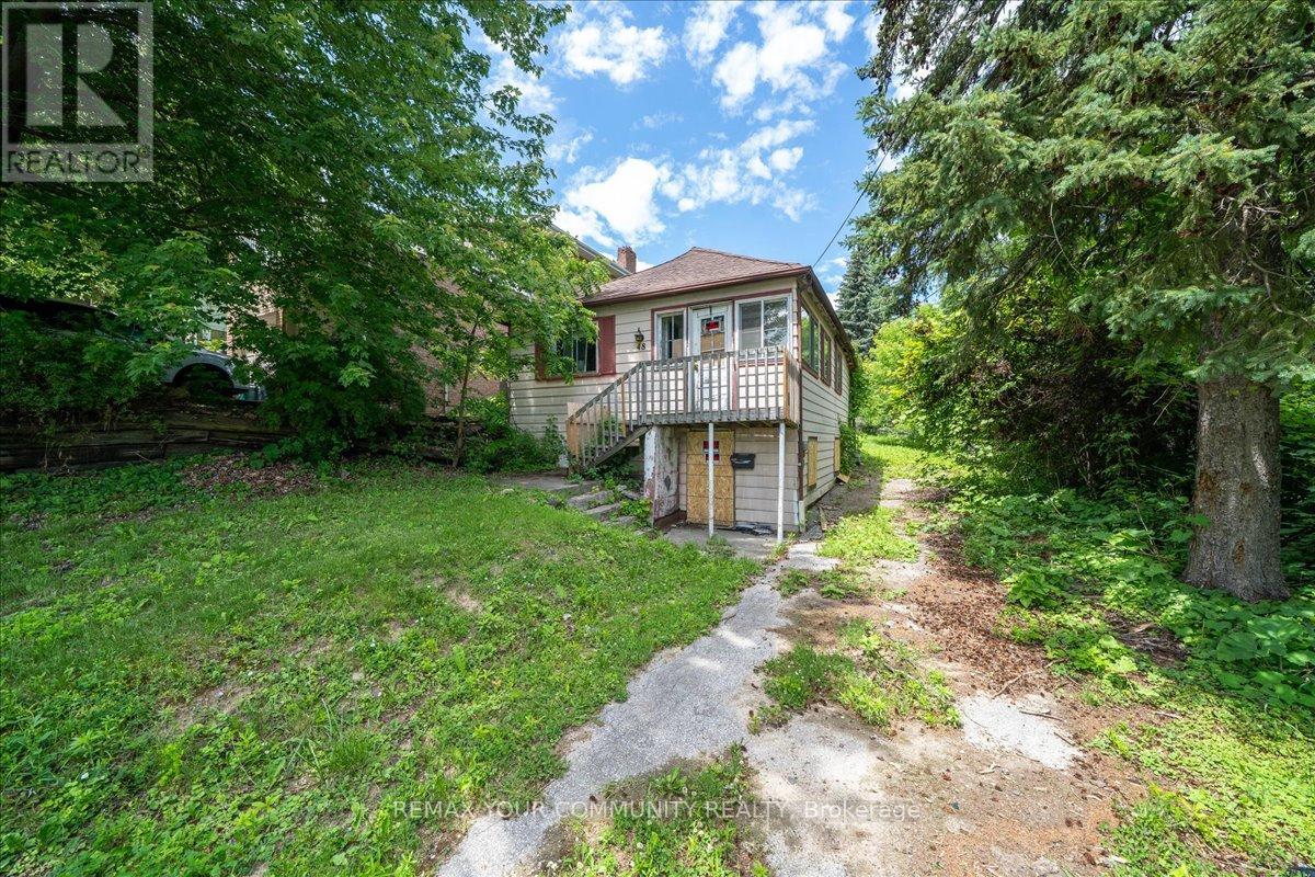 48 GAMBLE STREET - 8