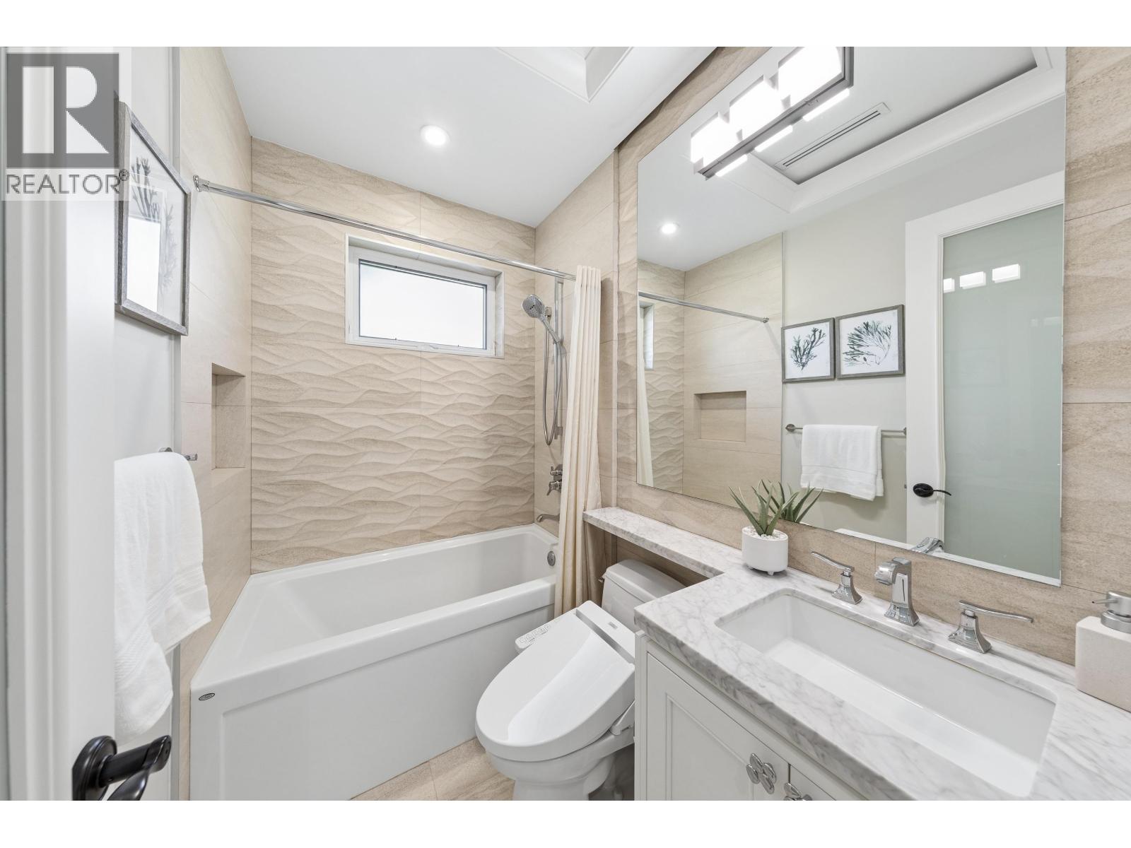 6 Bed, 7 Bath House for Sale in Vancouver – 3058 W 44TH AVENUE, Vancouver – MLS# R3142139 - Image 26