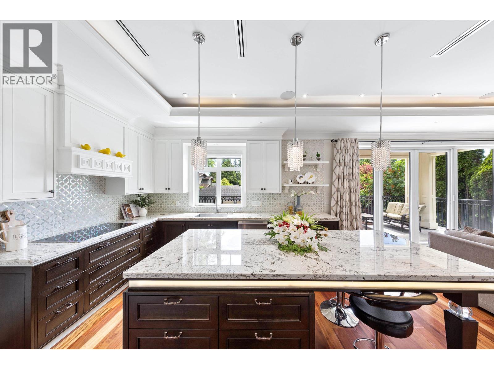 6 Bed, 7 Bath House for Sale in Vancouver – 3058 W 44TH AVENUE, Vancouver – MLS# R3142139 - Image 12