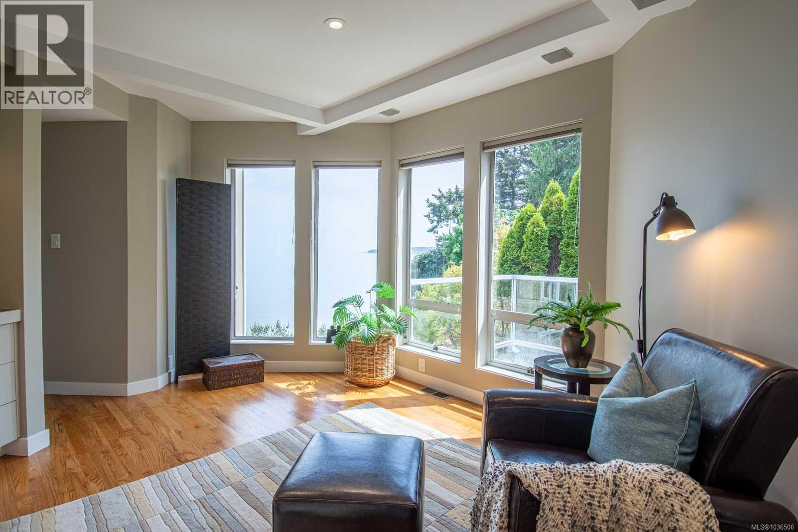 5267 Parker Ave - 57