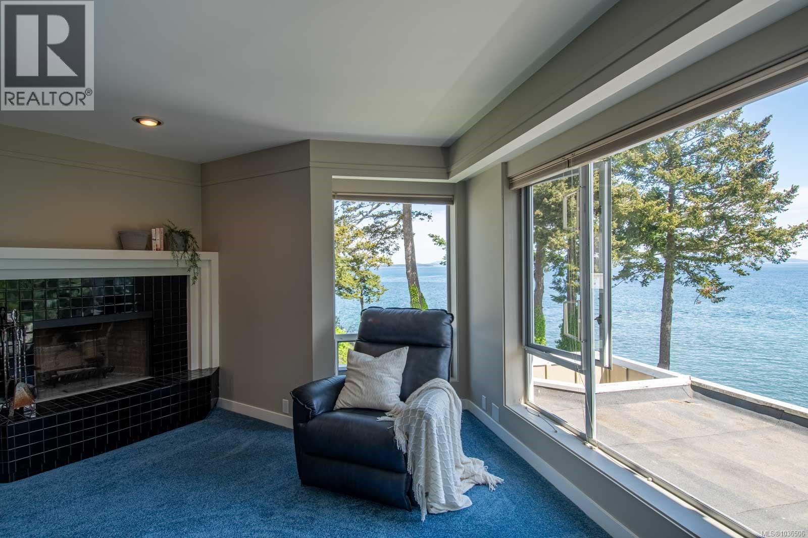 5267 Parker Ave - 45