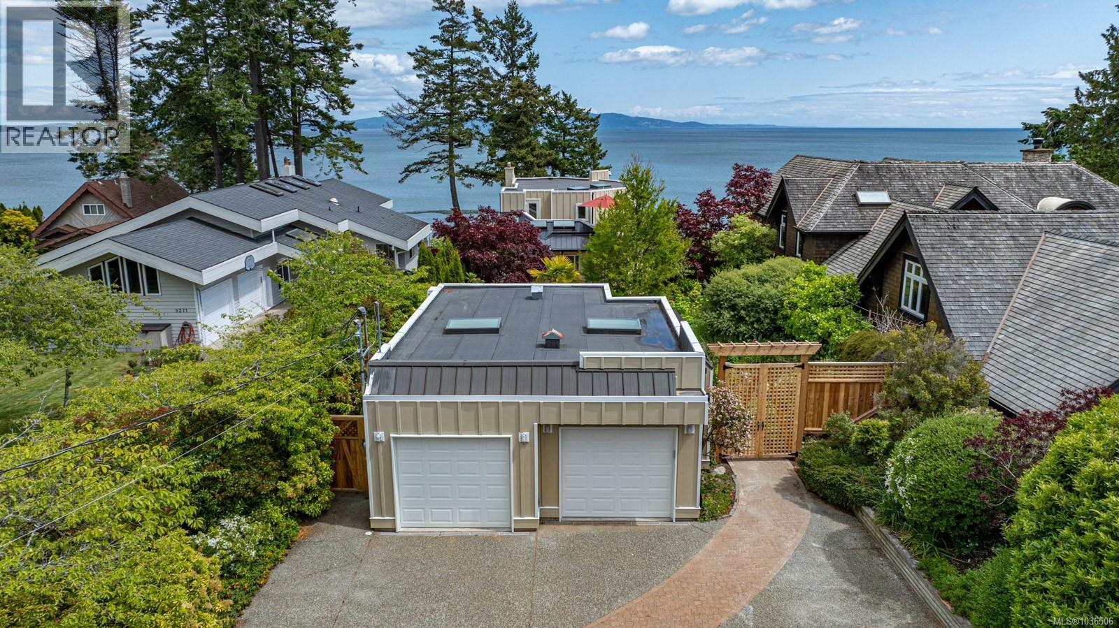 5267 Parker Ave - 89