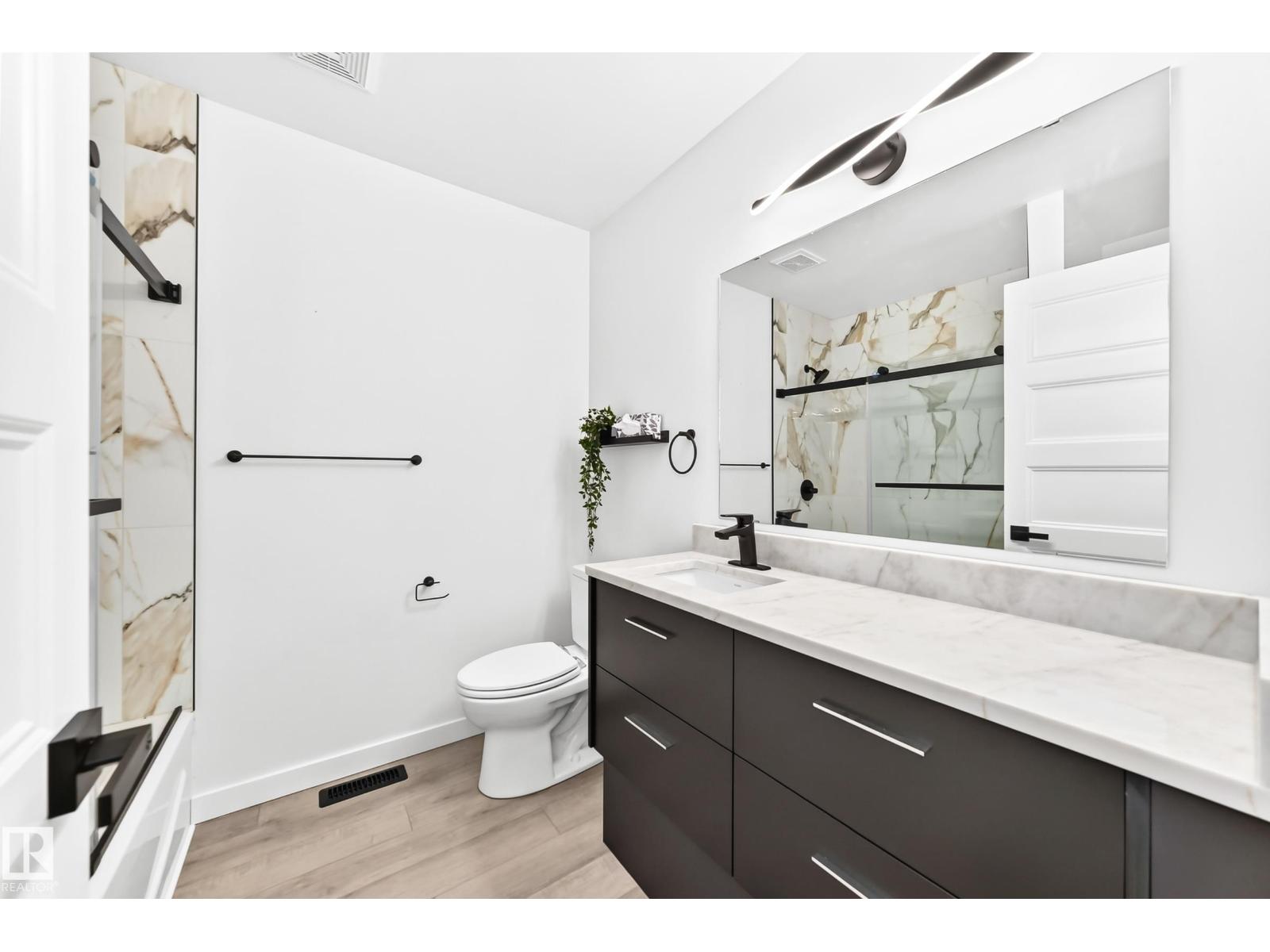 37 GLENWOOD CR — photo 23