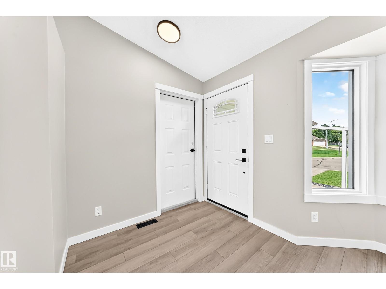37 GLENWOOD CR - photo 3