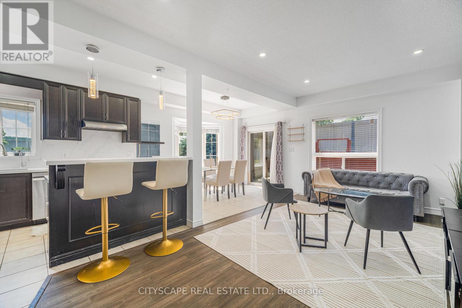 14 REDCEDAR CRESCENT - 14