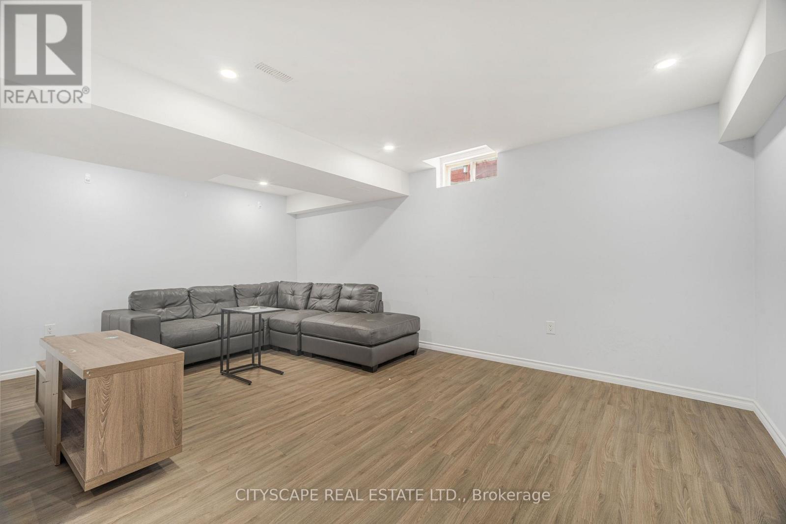 14 REDCEDAR CRESCENT - 30
