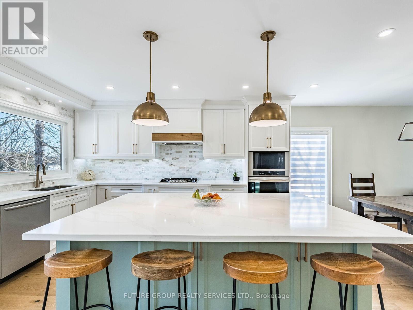 153 DANIEL STREET N - 15