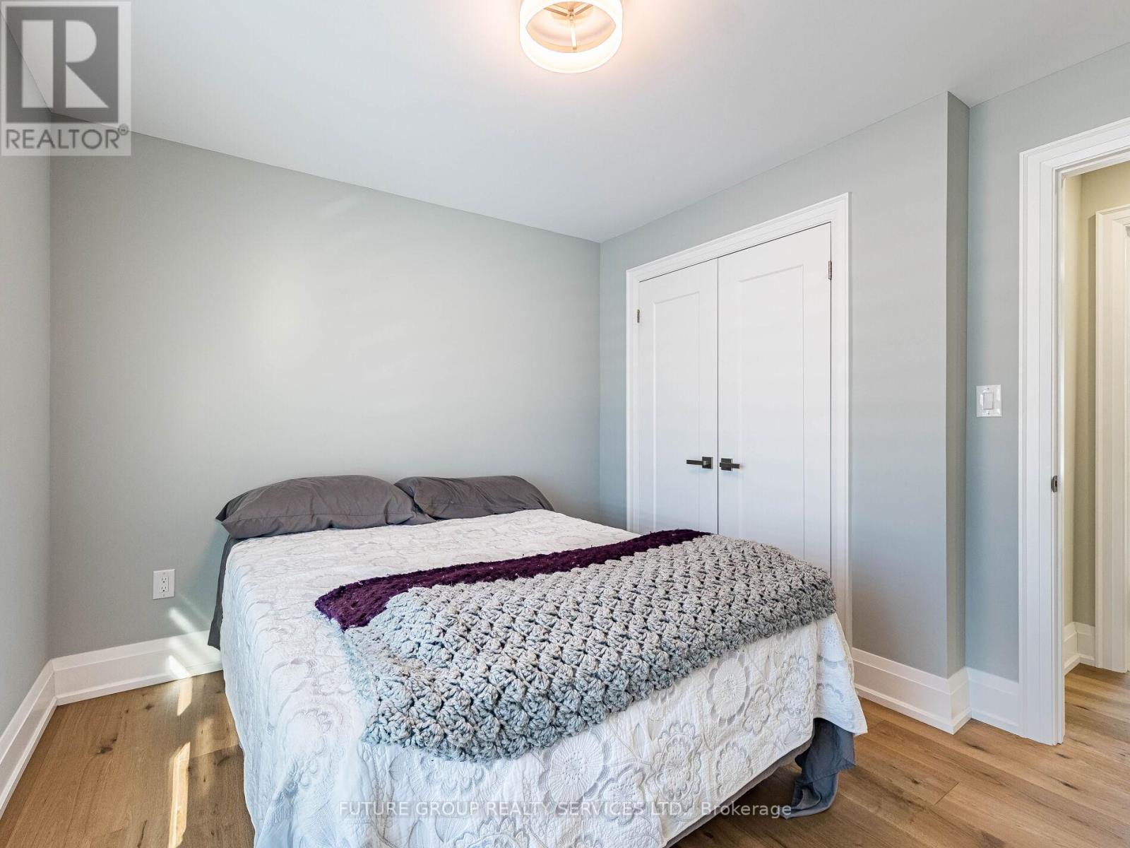 153 DANIEL STREET N - 27
