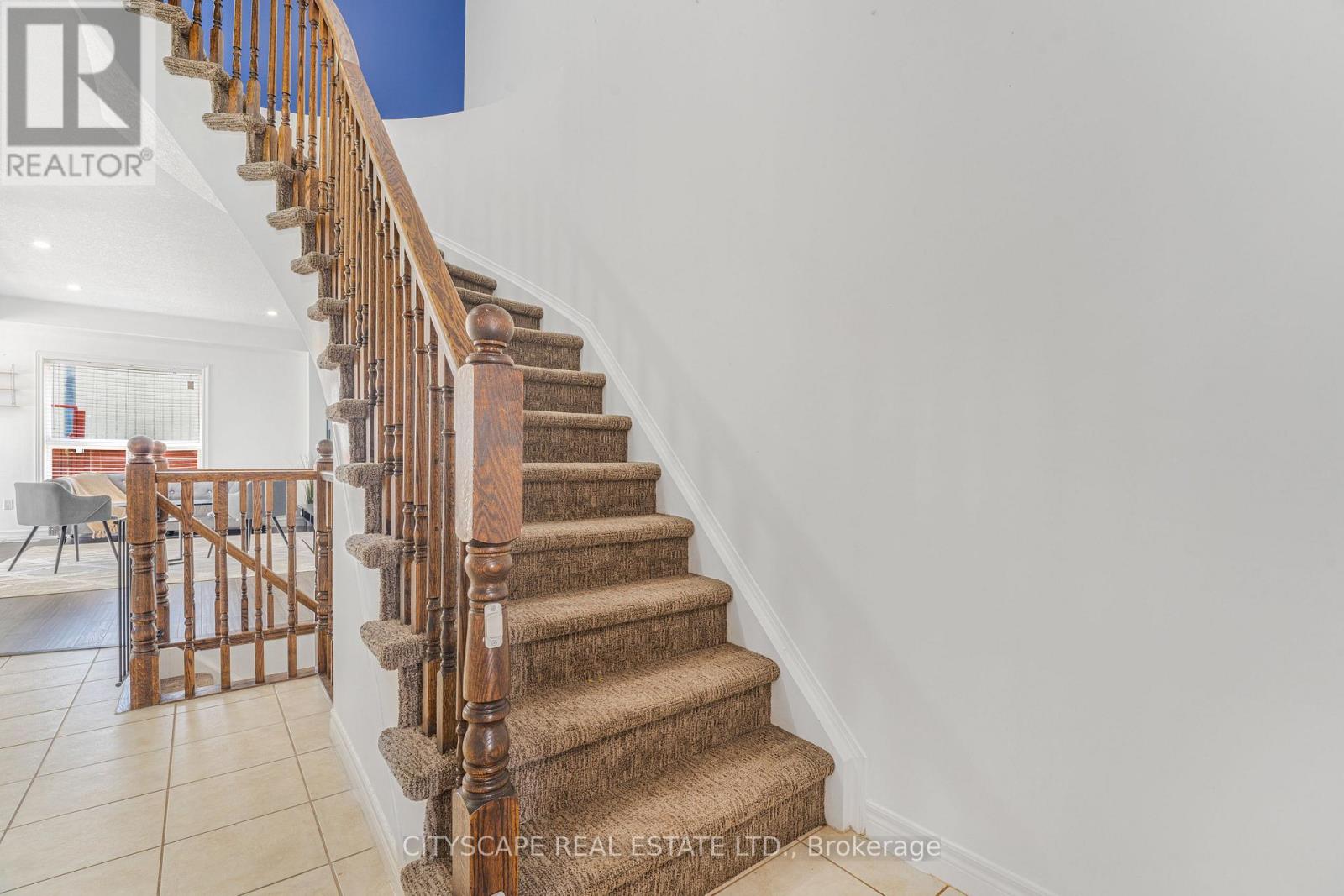 14 REDCEDAR CRESCENT - 4