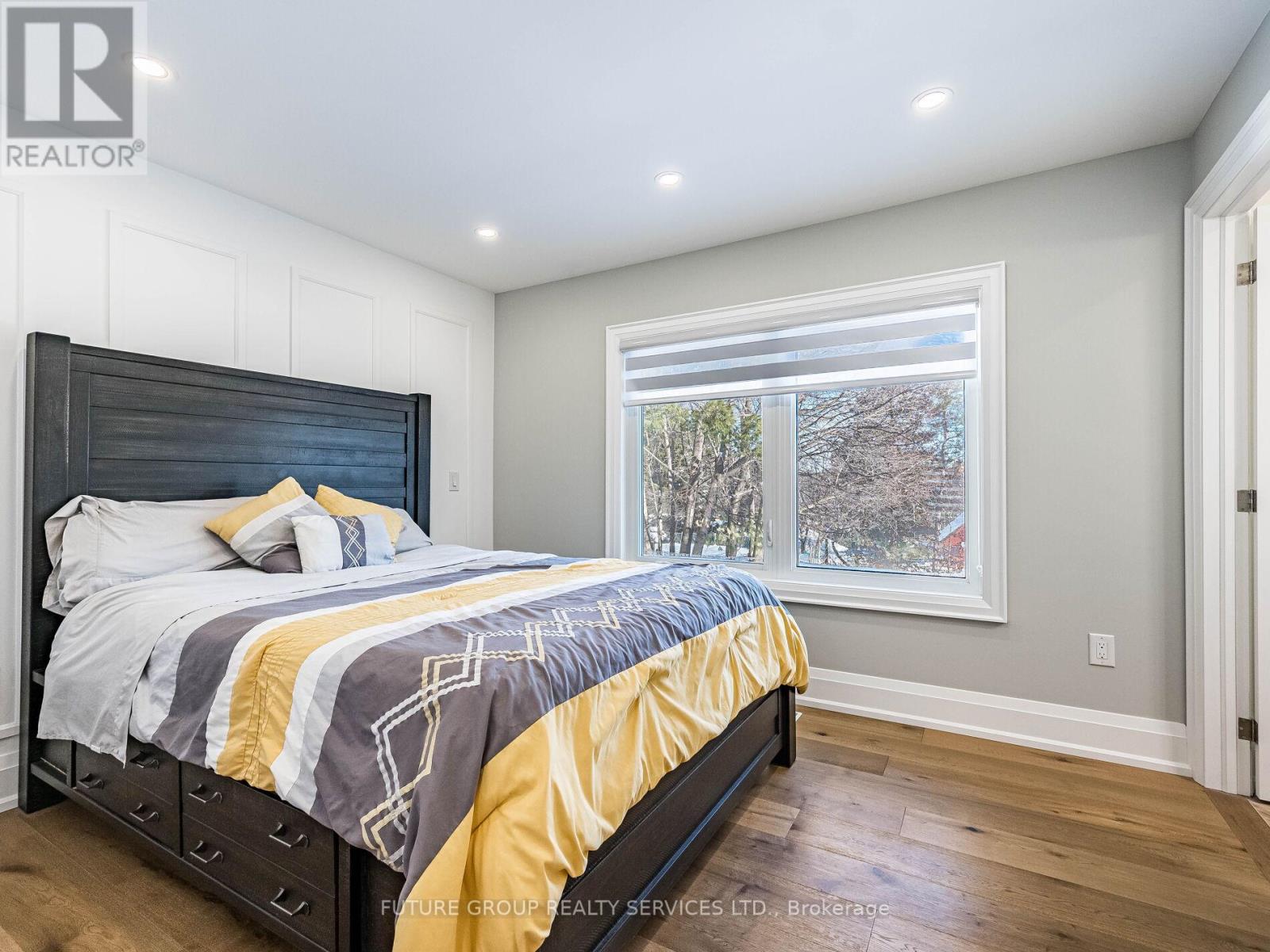 153 DANIEL STREET N - 28