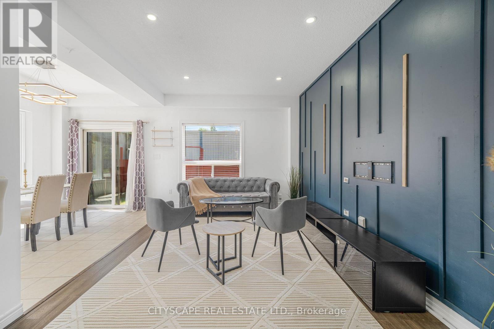 14 REDCEDAR CRESCENT - 10