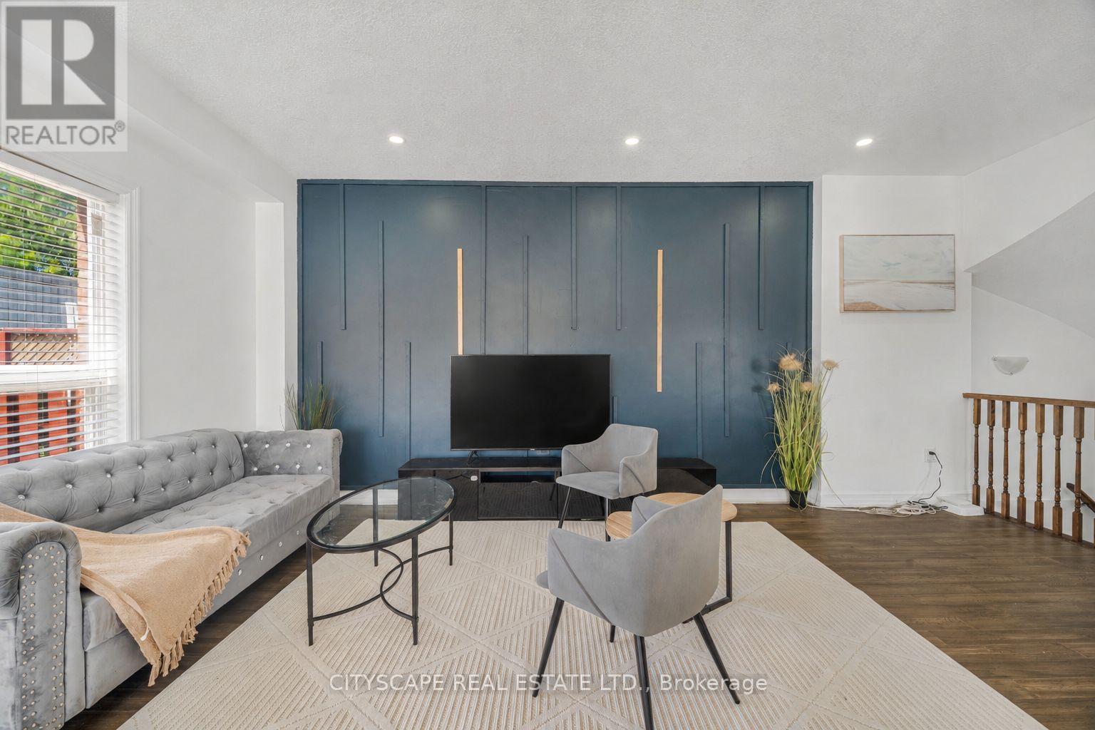 14 REDCEDAR CRESCENT - 11