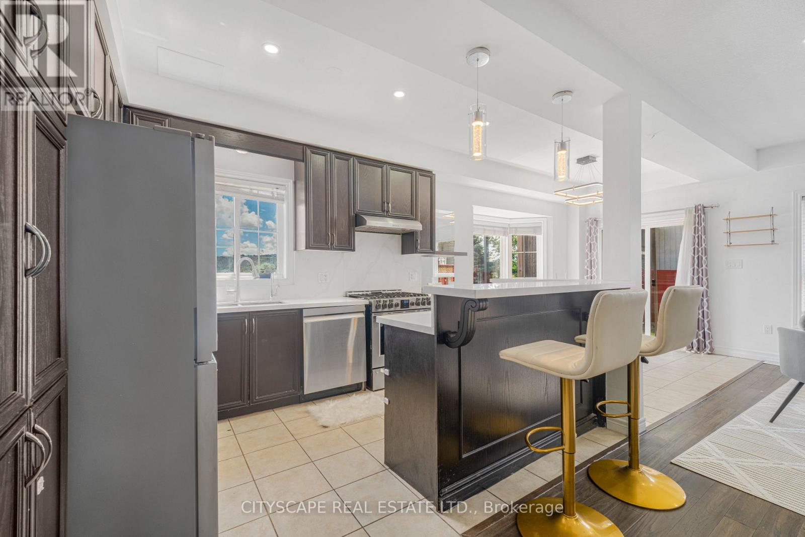 14 REDCEDAR CRESCENT - 6