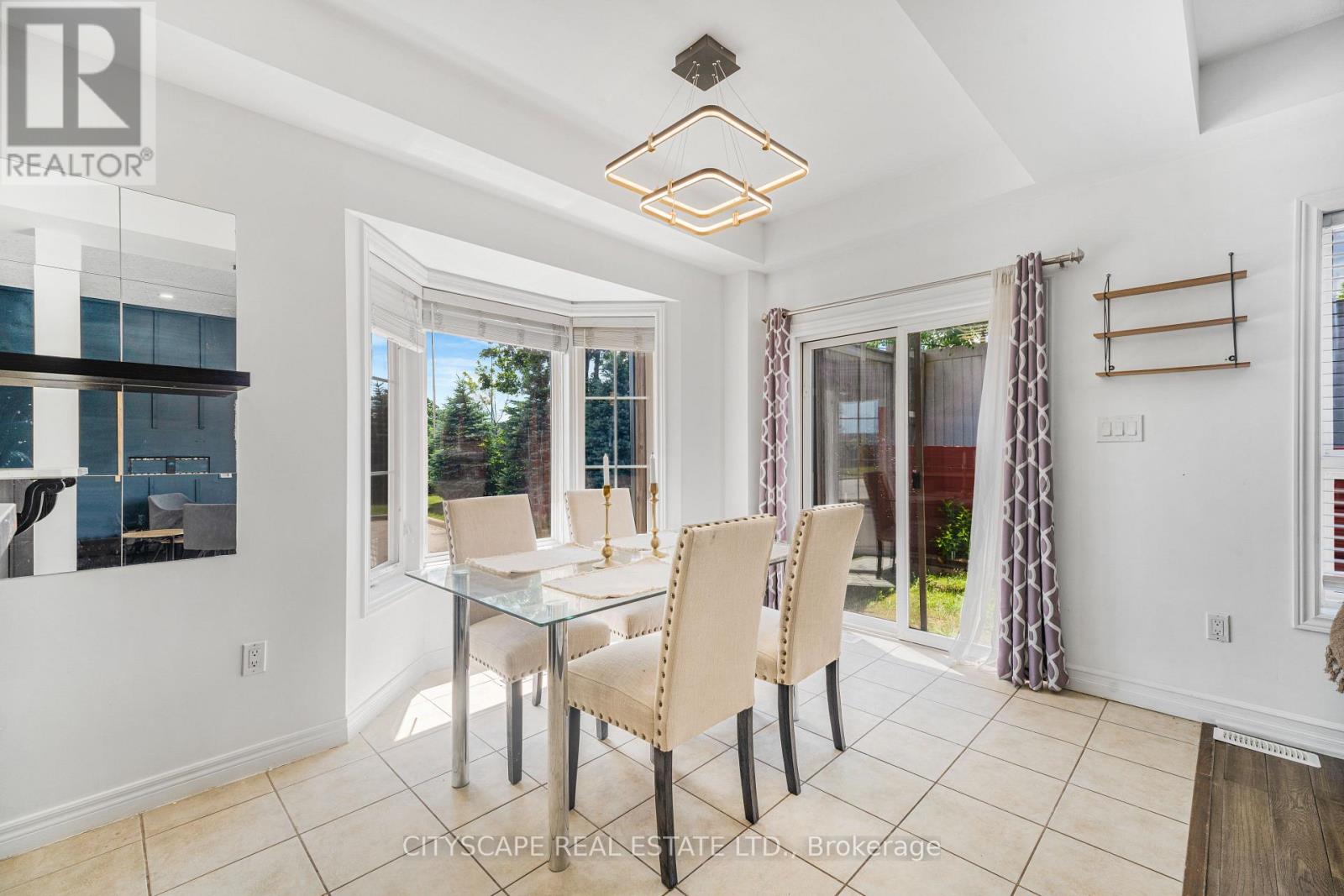 14 REDCEDAR CRESCENT - 12