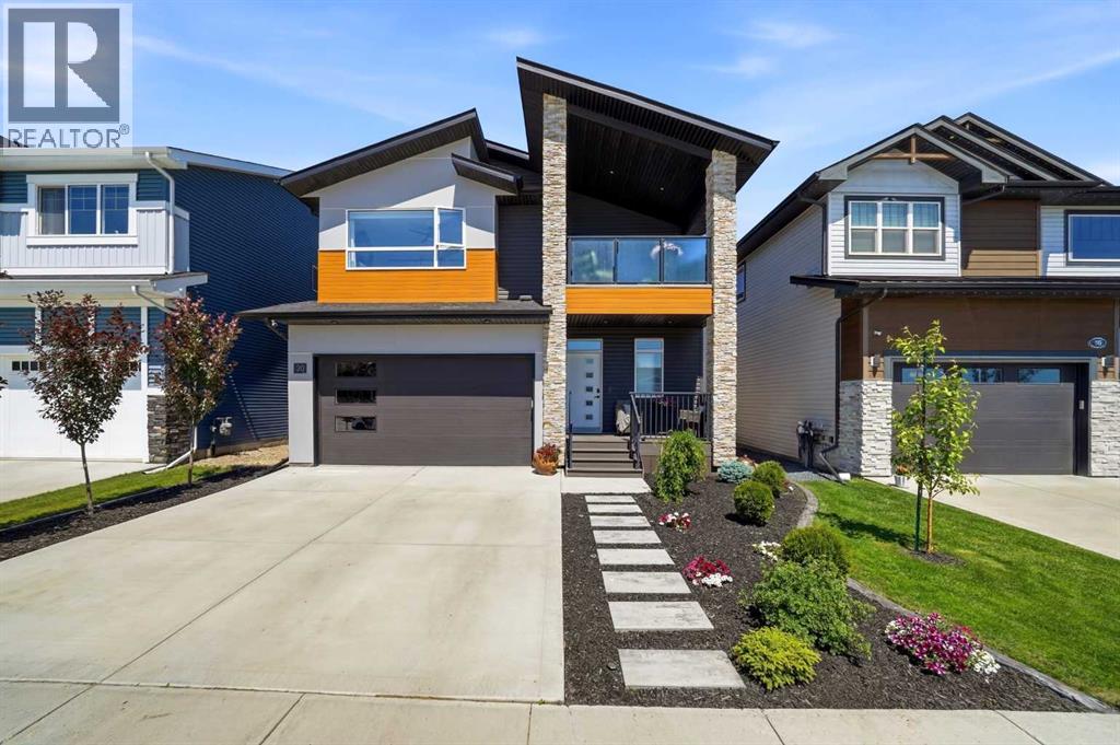 20 Ellington Crescent - 1