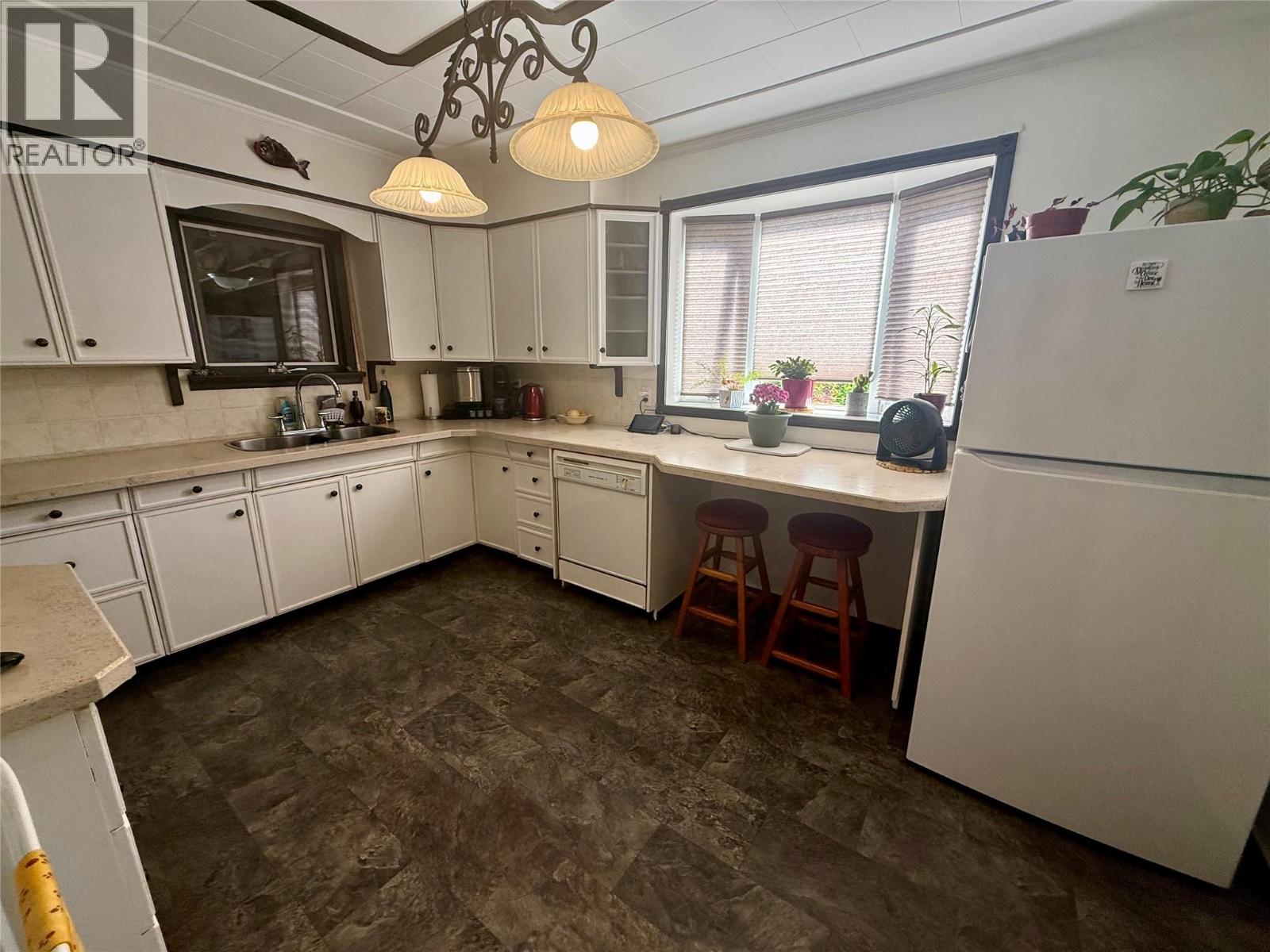 1094 Wanjoff Road - 1