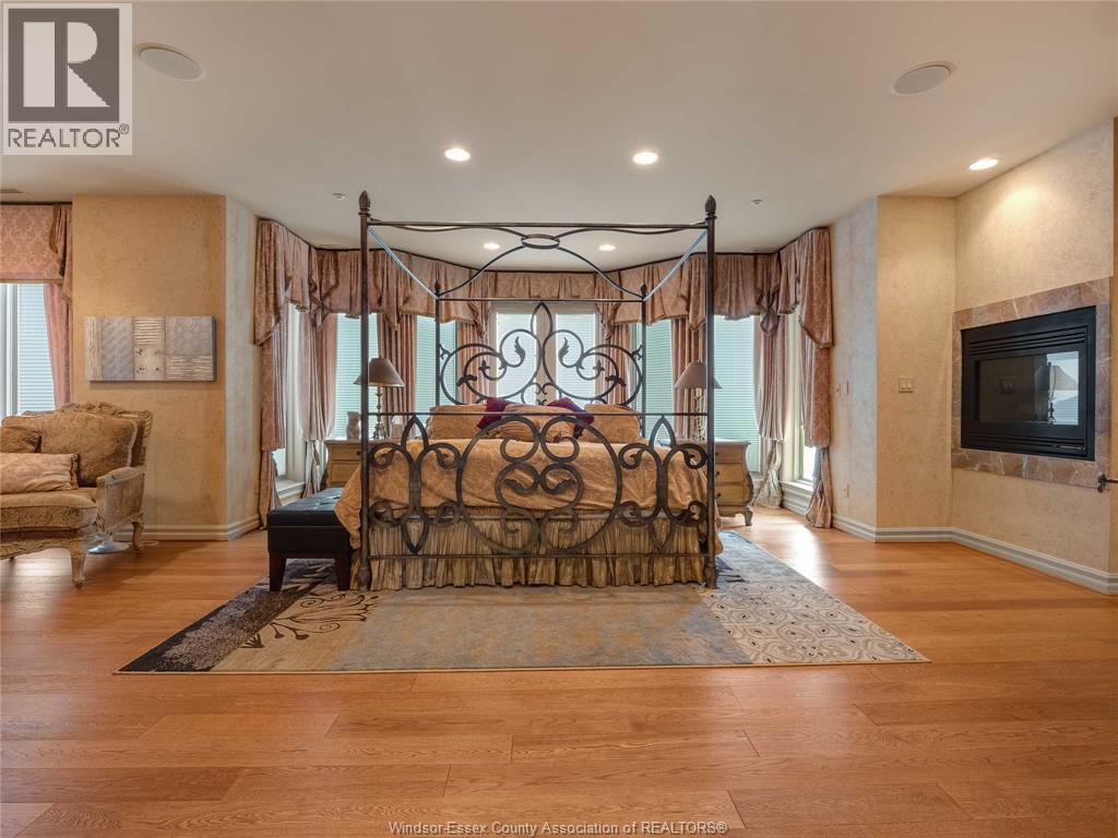 318 CRYSTAL BAY DRIVE - 15