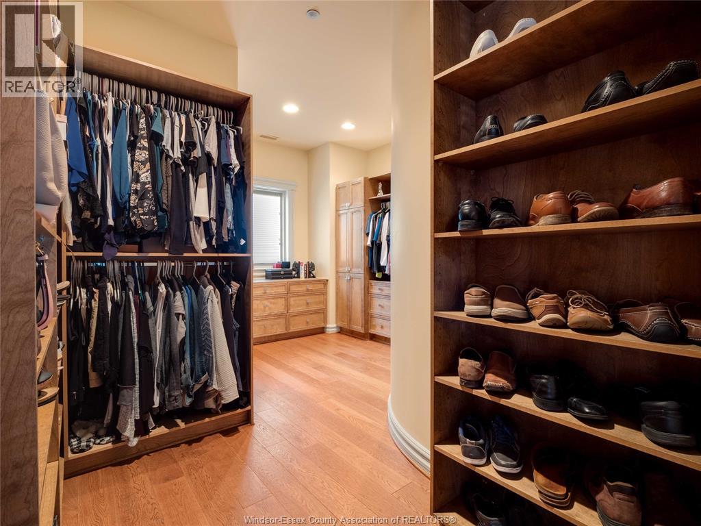 318 CRYSTAL BAY DRIVE - 20